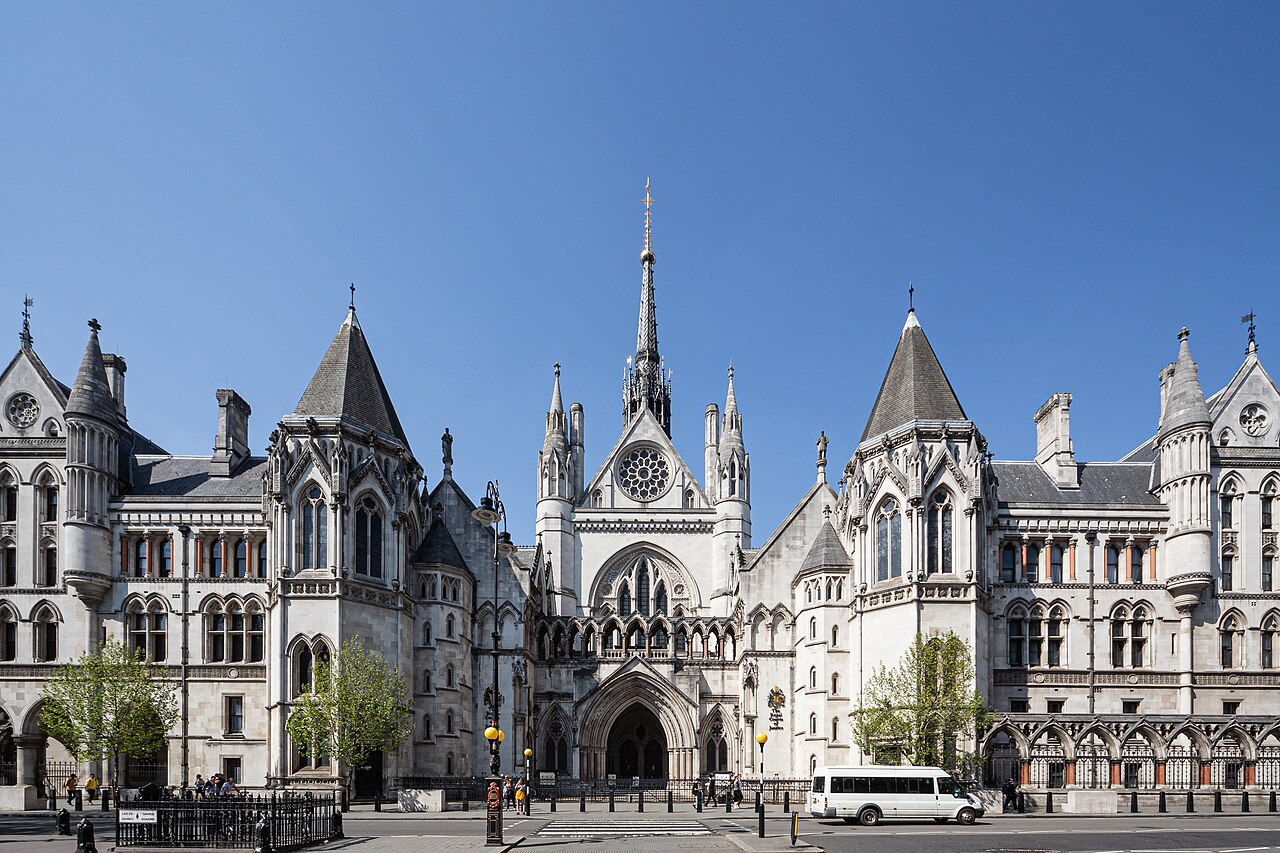 Royal Courts of Justice CC David Castor